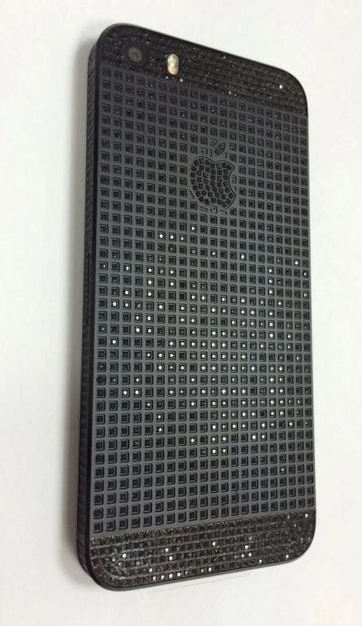 Лот: 4315366. Фото: 1. iPhone 5s 16 GB весь в черных... Смартфоны