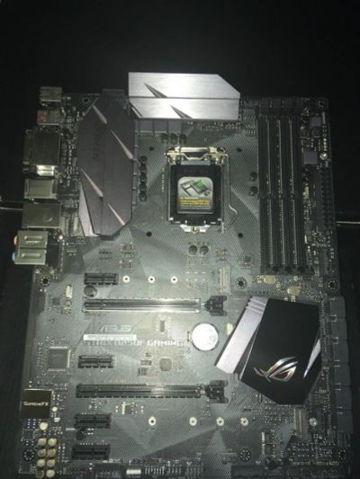 Лот: 11842953. Фото: 1. Asus ROG strix B250F gaming. Материнские платы