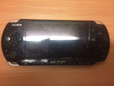 Лот: 8709418. Фото: 1. Игровая консоль PlayStation Portable... Игровые приставки, консоли