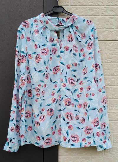 Лот: 25713485. Фото: 1. Женская блузка AVON, 48/50 размер... Блузы, рубашки, водолазки
