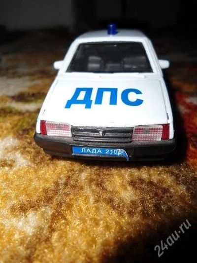 Лот: 1462448. Фото: 1. Модель ВАЗ 2108 (ДПС) для коллекции. Автомоделизм