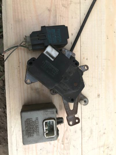 Лот: 18062741. Фото: 1. реле toyota corona st190. Электрооборудование
