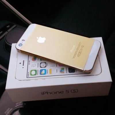 Лот: 6755662. Фото: 1. iPhone 5S 16gb, gold. Смартфоны