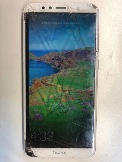 Лот: 20513929. Фото: 1. Смартфон Honor 7c. Смартфоны