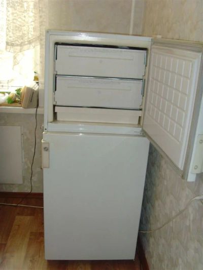 Лот: 3950410. Фото: 1. Холодильник Бирюса-22. Холодильники, морозильные камеры