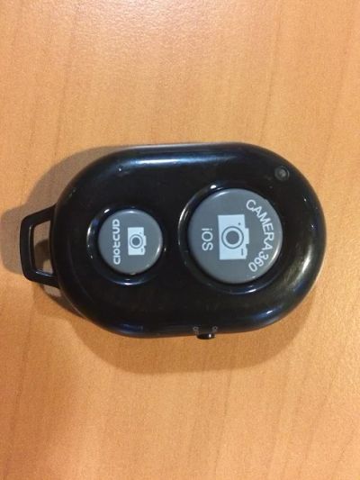 Лот: 6328080. Фото: 1. Bluetooth (блютуз) кнопка пульт... Держатели для телефонов