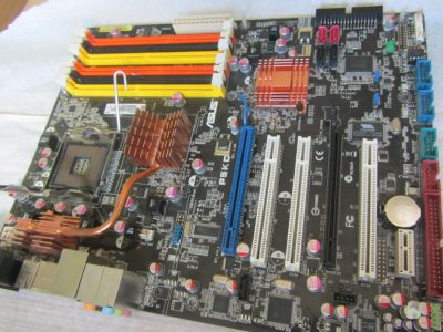 Лот: 8089503. Фото: 1. Материнская плата ASUS P5KC DDR2... Материнские платы