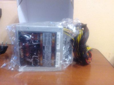 Лот: 3461189. Фото: 1. Блок питания Chieftec 500 W. Корпуса, блоки питания