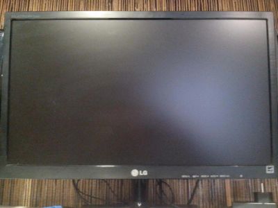 Лот: 5208641. Фото: 1. LG E2242TC. ЖК-мониторы