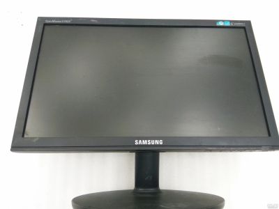Лот: 13292135. Фото: 1. Монитор Samsung SyncMaster E1920. ЖК-мониторы