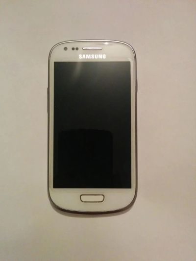 Лот: 4830712. Фото: 1. Samsung s3 mini (чехол в подарок... Смартфоны
