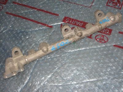 Лот: 8169134. Фото: 1. топливная рейка toyota carina... Топливная система