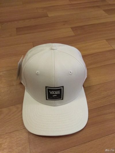 Лот: 17797074. Фото: 1. Кепка Бейсболка Vans белая. Головные уборы