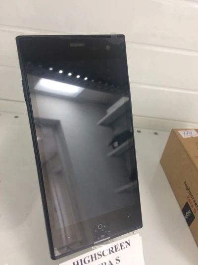 Лот: 9085119. Фото: 1. Highscreen Zera S. Смартфоны
