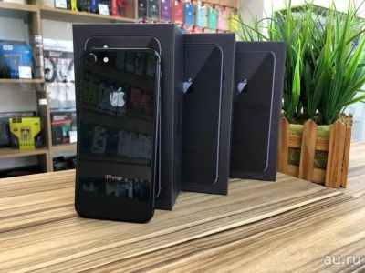 Лот: 17474970. Фото: 1. iPhone 8 64Gb. Гарантия. Оригинал... Смартфоны
