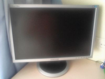 Лот: 4468330. Фото: 1. монитор Samsung 19". ЖК-мониторы