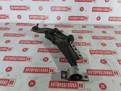 Лот: 20898570. Фото: 1. Рычаг подвески нижний Nissan Serena... Ходовая, подвеска, рулевое управление
