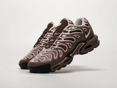 Лот: 24973937. Фото: 1. Кроссовки Nike Air Max Plus Drift. Кеды, кроссовки, слипоны