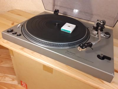 Лот: 17101873. Фото: 1. Technics SL-1700. Виниловые проигрыватели и электрофоны