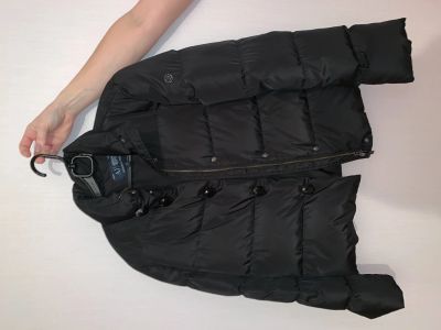 Лот: 13128807. Фото: 1. Пуховик Armani jeans. Верхняя одежда