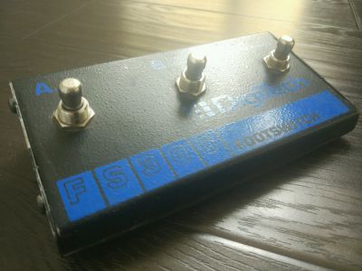 Лот: 3282182. Фото: 1. DigiTech Footswitch FS300. Гитарные эффекты и комбоусилители