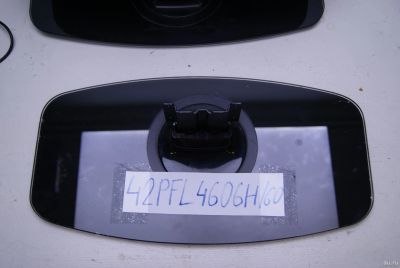 Лот: 11922833. Фото: 1. Ножка, подставка телевизора Philips... Кронштейны, стойки, подставки