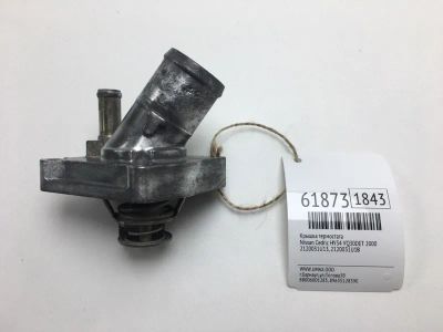 Лот: 20401542. Фото: 1. Крышка термостата Nissan Cedric... Двигатель и элементы двигателя