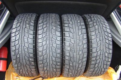 Лот: 1145033. Фото: 1. Шины Michelin 185/65/14 4шт. зима... Шины
