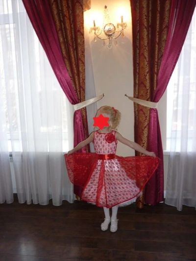 Лот: 6160454. Фото: 1. Детское праздничное платье. Платья, сарафаны