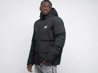 Лот: 18875270. Фото: 1. Куртка зимняя Nike. Верхняя одежда