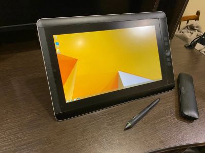 Лот: 19828737. Фото: 1. Планшет Wacom Cintiq Companion... Планшеты