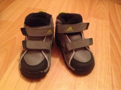 Лот: 3836210. Фото: 1. Ботинки Adidas р20 демисезон. Ботинки