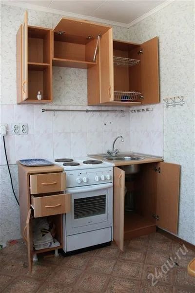 Лот: 812607. Фото: 1. Срочно красивую,небольшую,удобную... Другое (кухонная мебель)