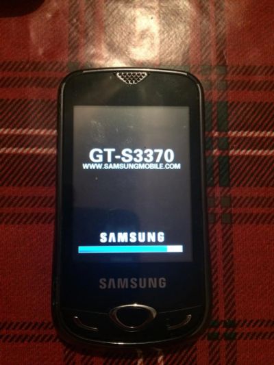 Лот: 8850623. Фото: 1. samsung GT-S3370. Кнопочные мобильные телефоны