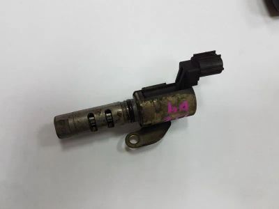 Лот: 20896522. Фото: 1. Клапан vvt-i Toyota Mark Ii JZX110... Двигатель и элементы двигателя