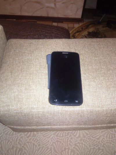 Лот: 10401955. Фото: 1. Продам телефон Alcatel One Touch... Смартфоны