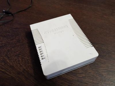 Лот: 9905878. Фото: 1. Маршрутизатор mikrotik routerband... Маршрутизаторы (роутеры)