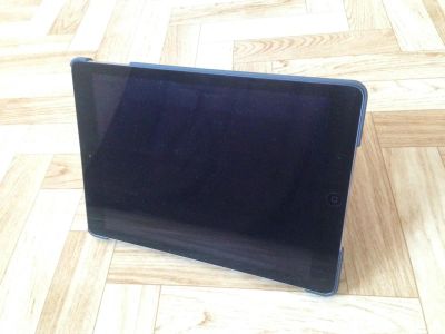 Лот: 5475920. Фото: 1. Apple Ipad Air 64Gb Space Gray. Планшеты