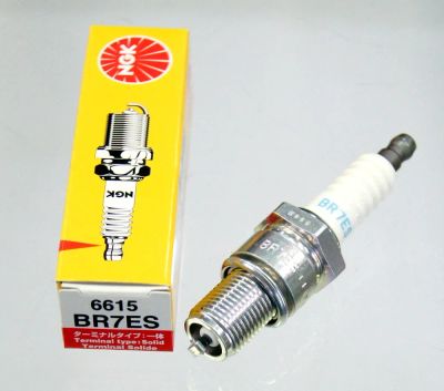 Лот: 21364963. Фото: 1. Свеча зажигания NGK 6615 BR7ES. Запчасти для лодок, катеров, лодочных моторов