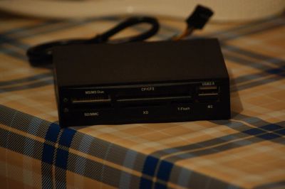 Лот: 4569958. Фото: 1. Card Reader. Встраиваемый кардридер. Картридеры