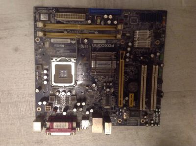 Лот: 5015581. Фото: 1. Материнская плата Foxconn n15235. Материнские платы