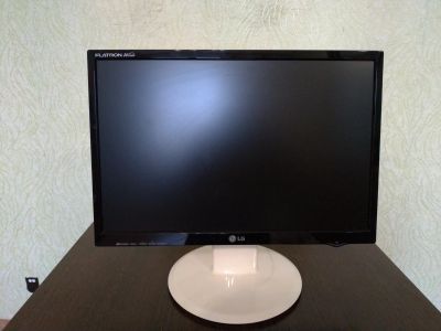 Лот: 15823243. Фото: 1. Монитор. ЖК-мониторы