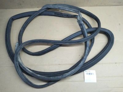 Лот: 21397067. Фото: 1. Уплотнитель двери Toyota Hiace... Двигатель и элементы двигателя