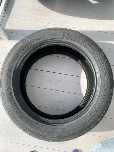 Лот: 17588204. Фото: 1. Одно колесо 205/55 R16 Goodyear... Шины