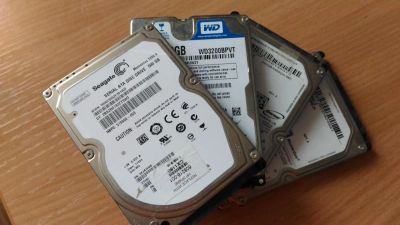 Лот: 10396466. Фото: 1. Одним лотом 4 неисправных жестких... Жёсткие диски (HDD)