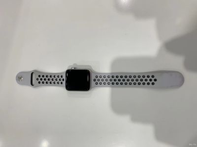 Лот: 13668189. Фото: 1. Apple Watch series 3 Nike silver... Смарт-часы, фитнес-браслеты, аксессуары