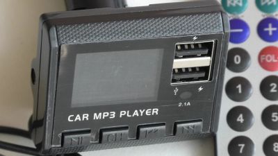 Лот: 9793260. Фото: 1. FM модулятор, цвет черный. FM-модуляторы, трансмиттеры