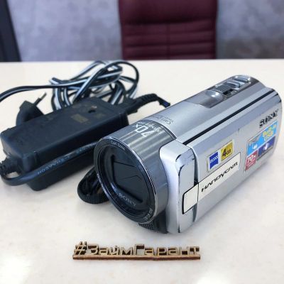 Лот: 14216405. Фото: 1. Видеокамера Sony DCR-SX65E. Видеокамеры
