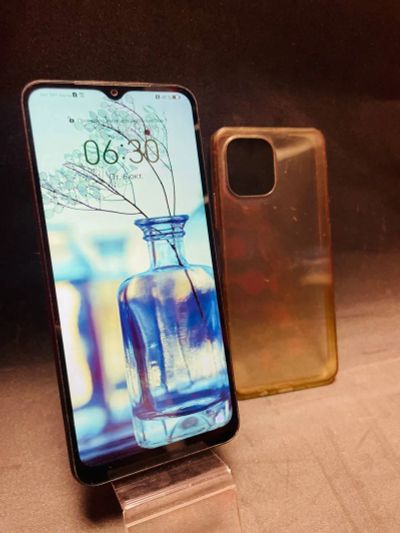Лот: 20972832. Фото: 1. Смaртфoн Huawei Nоvа Y61 4/64... Смартфоны