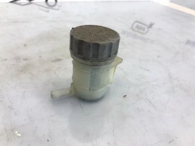Лот: 21705646. Фото: 1. бачок сцепления Honda Civic 4D... Двигатель и элементы двигателя